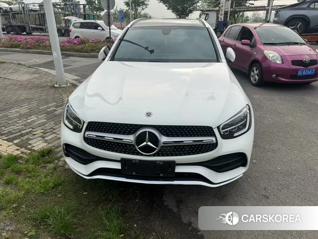 Mercedes-Benz GLC 2021 Белый из Китая, фото 4