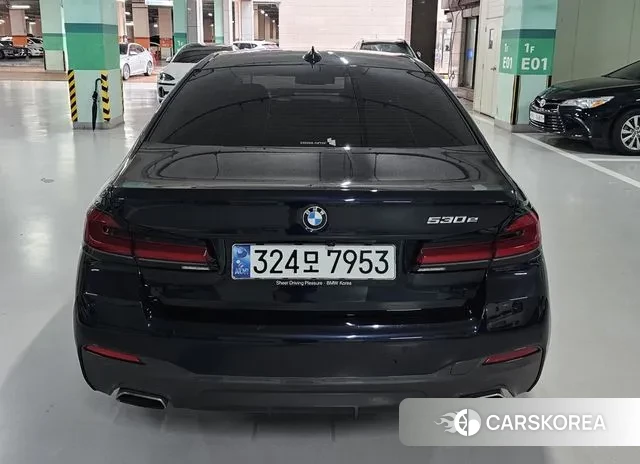 BMW 5 Series (G30) id 3059604 из Кореи 12