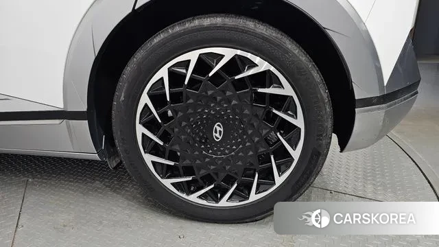 Hyundai Ionic 5 id 3591658 из Кореи 14