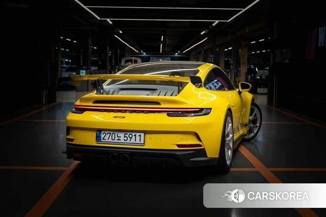 Porsche 911(992) 2022 Желтый из Кореи, фото 4