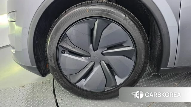 Tesla Model Y id 4782902 из Кореи 28
