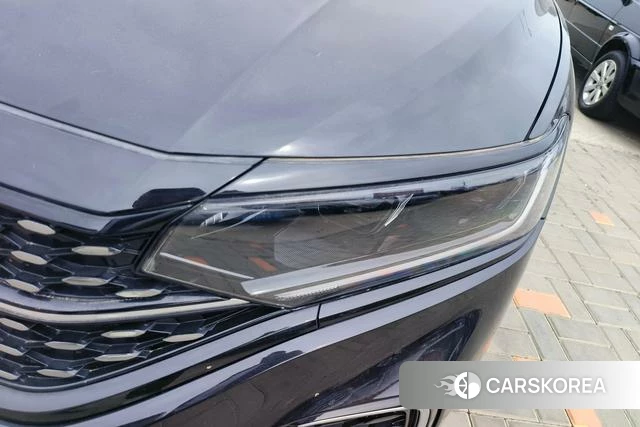 Volkswagen Passat id 4257702 из Китая 8