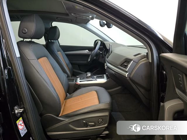 Audi Q5L id 4272695 из Китая 11