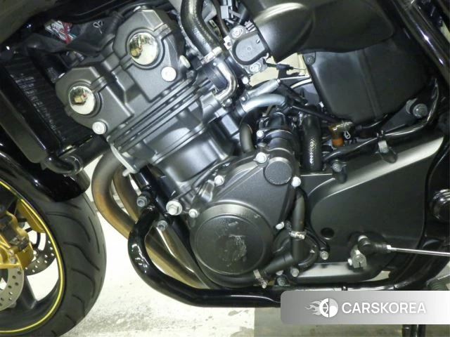 Engine photo