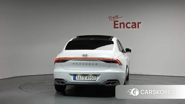 Hyundai The New Grandeur IG Hybrid id 3852666 из Кореи 15