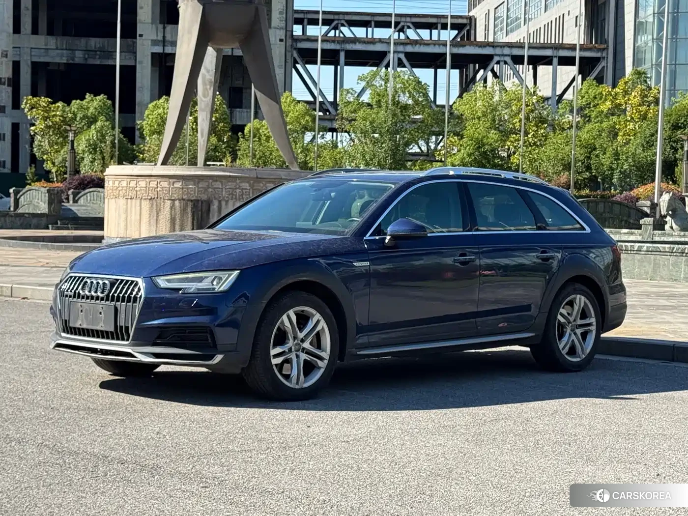 Audi A4L id 4607199 из Китая 11