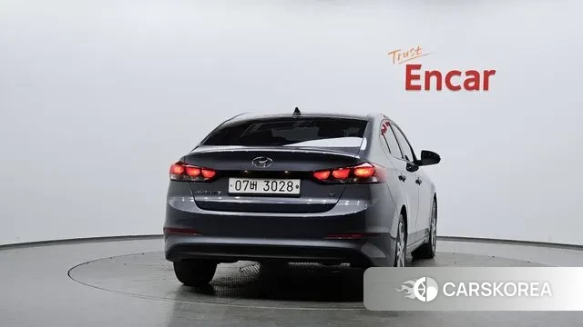 Hyundai Avante AD id 3698951 из Кореи 15