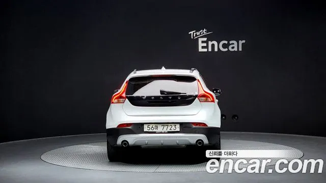 Volvo V40 Cross-Country id 2528201 из Кореи 14