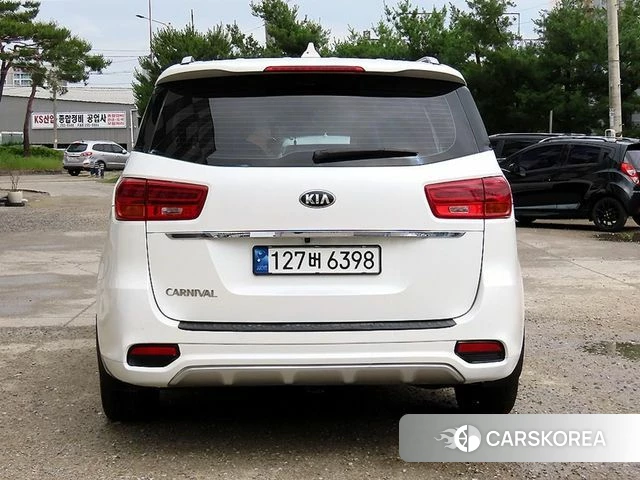 Kia The New Carnival id 4378064 из Кореи 14