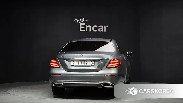 Mercedes-Benz E-Class W213 id 3672438 из Кореи 14