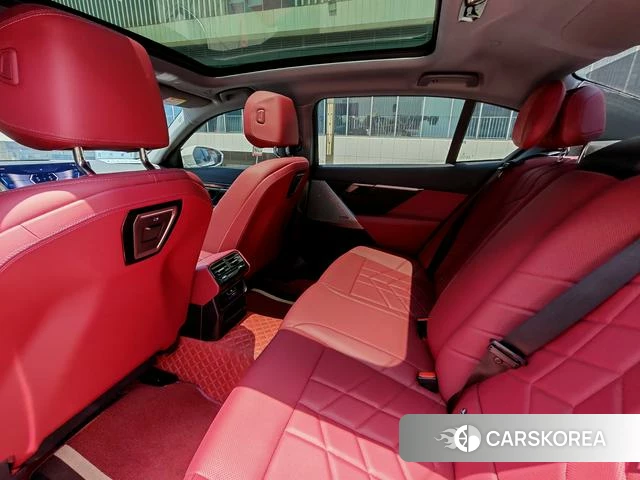 BMW 5 series id 4265671 из Китая 11