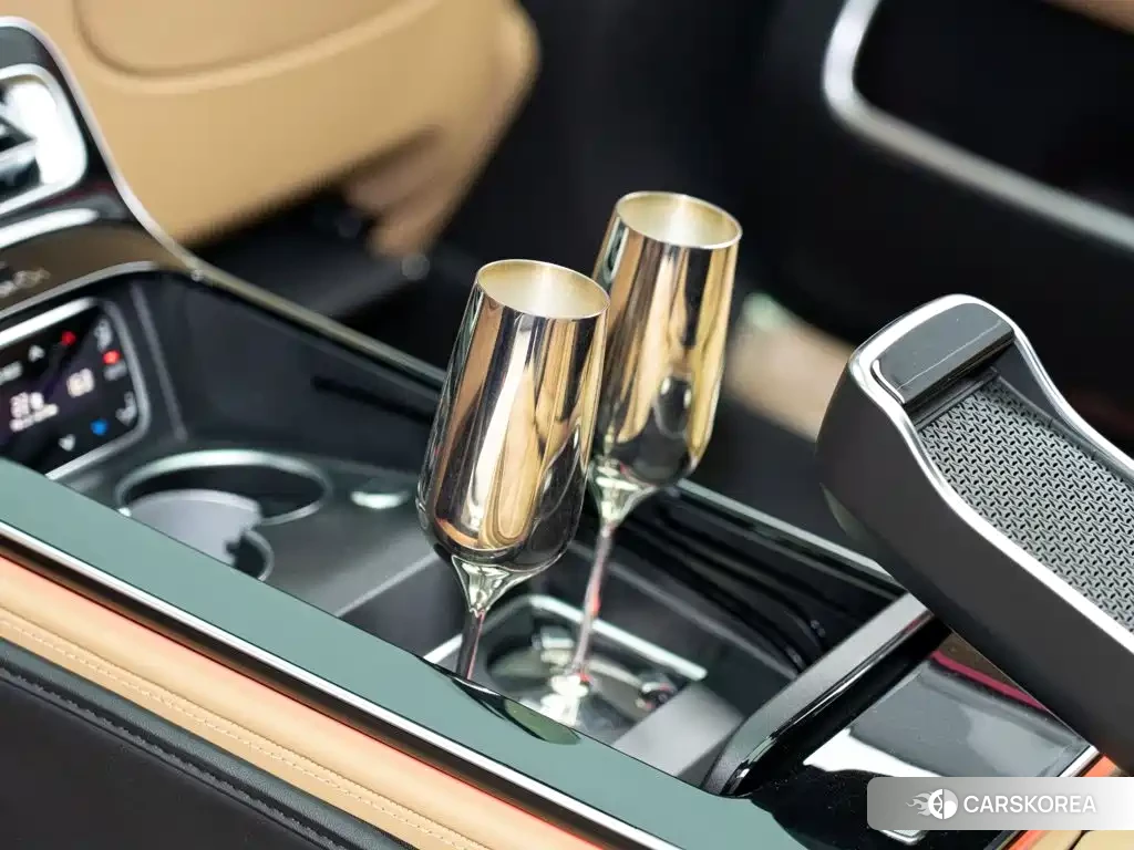 Mercedes-Benz Maybach S-Class id 4685968 из Китая 26