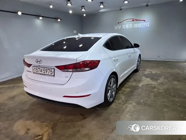 Hyundai Avante AD id 3748660 из Кореи 14