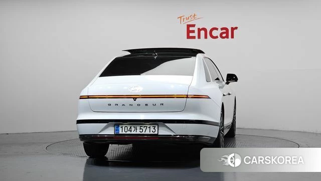 Hyundai Grandeur (GN7) id 4308532 из Кореи 10