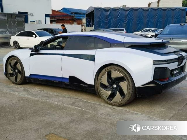 Gao He HiPhi Z id 3909071 из Китая 9