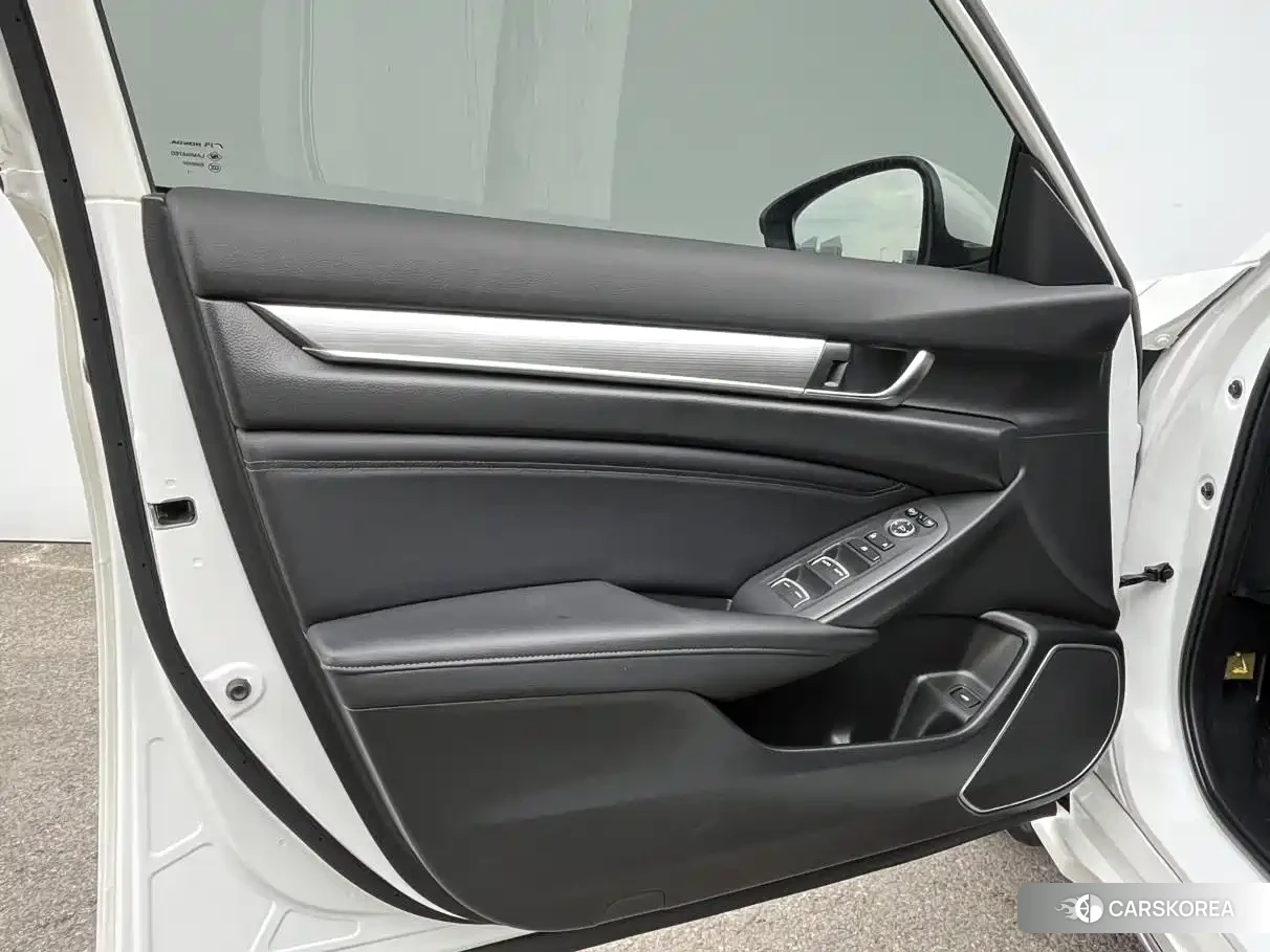 Honda Accord id 4539122 из Китая 14