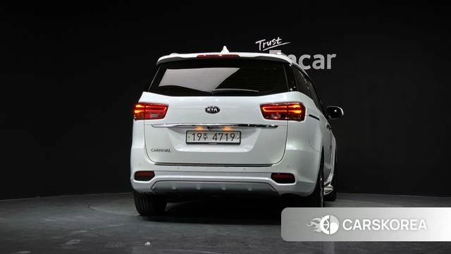 Kia The New Carnival id 4295045 из Кореи 24