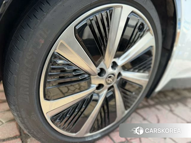 Toyota bZ5 id 4258152 из Китая 14