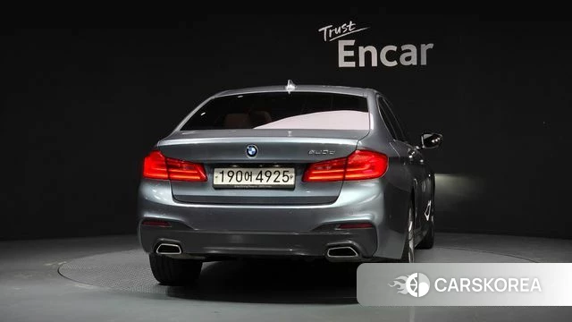 BMW 5 Series (G30) id 3880260 из Кореи 14