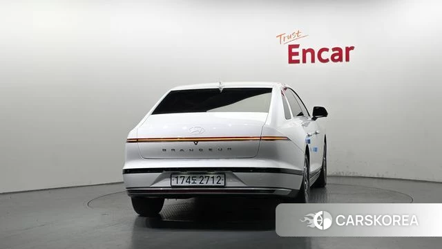 Hyundai Grandeur Hybrid (GN7) id 4589944 из Кореи 28