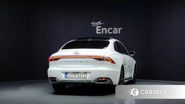 Hyundai The New Grandeur IG Hybrid id 4507834 из Кореи 28