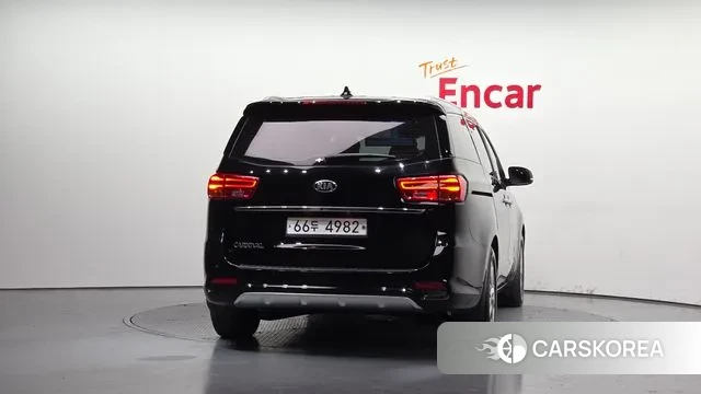 Kia The New Carnival id 3297343 из Кореи 14