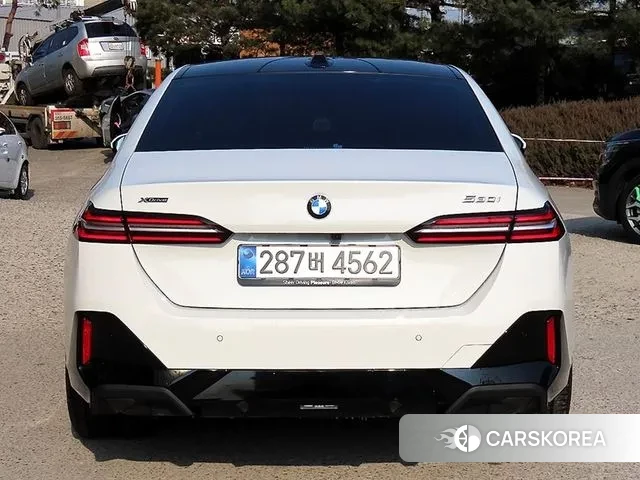 BMW 5 Series (G60) id 3619697 из Кореи 14