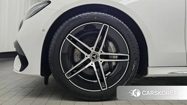 Mercedes-Benz E-Class W214 id 4607398 из Кореи 26