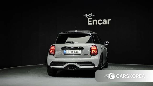 Mini Cooper S id 4445228 из Кореи 14