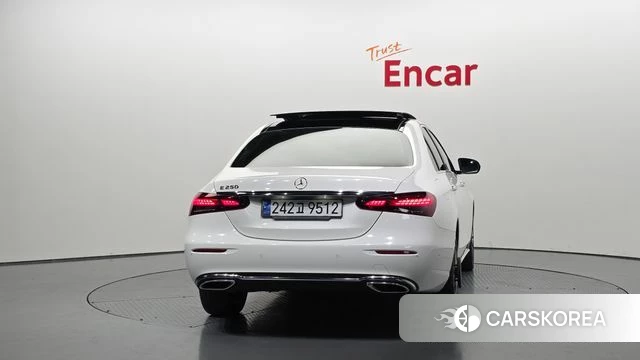 Mercedes-Benz E-Class W213 id 4330775 из Кореи 14