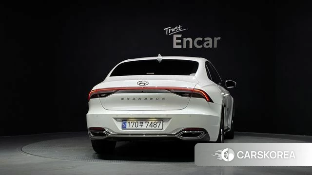 Hyundai The New Grandeur IG id 4618943 из Кореи 26