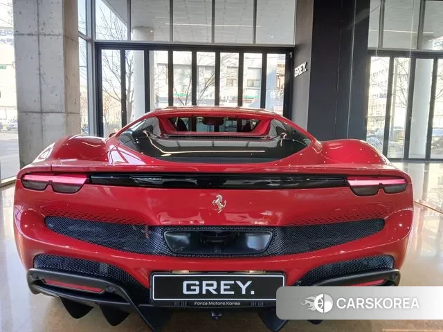 Ferrari 296 GTS id 3701027 из Кореи 14