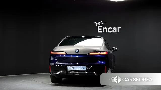 BMW i7 (G70) id 3472541 из Кореи 14