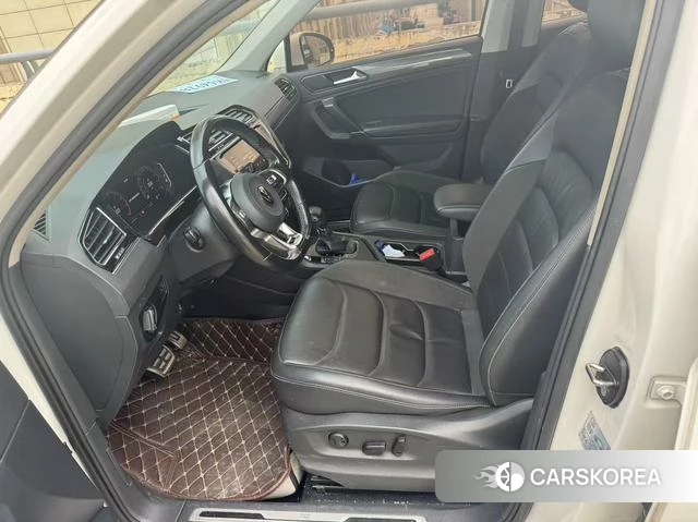 Volkswagen Tiguan L 2021 Белый из Китая, фото 4