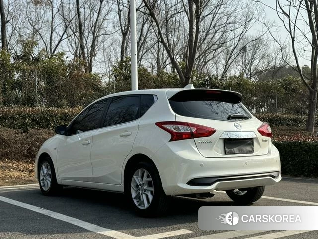 Nissan TIIDA id 4254584 из Китая 18