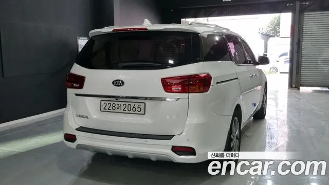 Kia The New Carnival id 2951581 из Кореи 13