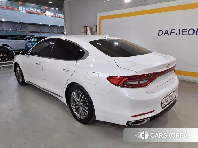 Hyundai Grandeur IG id 3732899 из Кореи 14