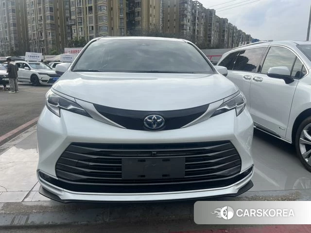 Toyota Saina id 4260989 из Китая 16