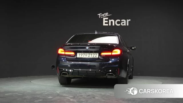 BMW 5 Series (G30) id 3886601 из Кореи 14