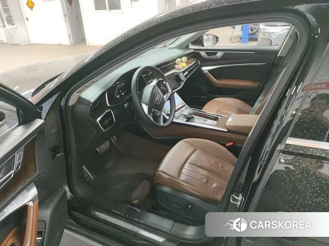 Audi A6 (import) 2021 Черный из Китая, фото 4