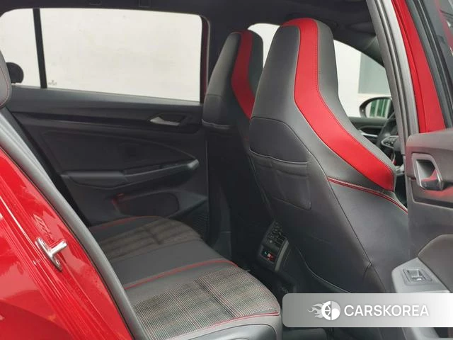 Volkswagen Golf GTI id 4301080 из Китая 9