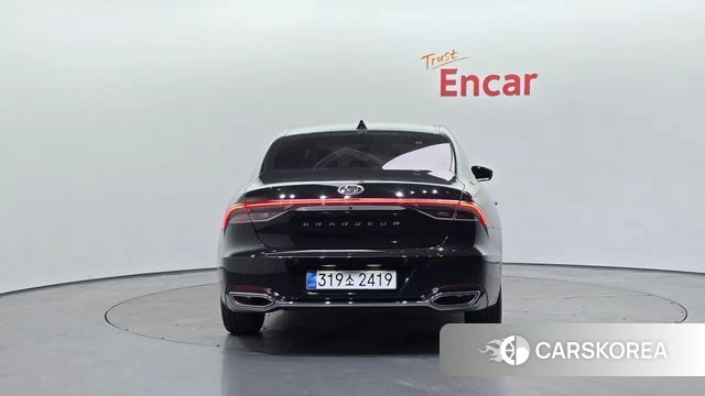 Hyundai The New Grandeur IG id 4309147 из Кореи 26