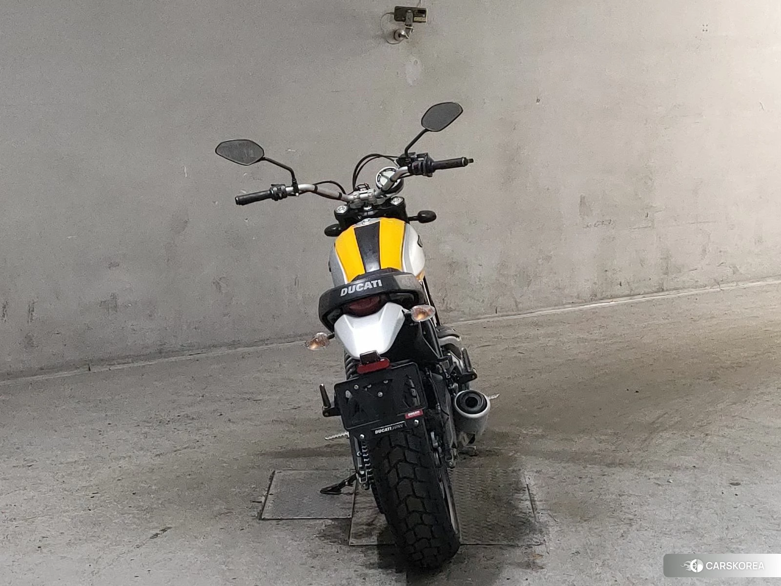 Ducati SCRAMBLER CLASSIC 2015 из Японии, фото 2