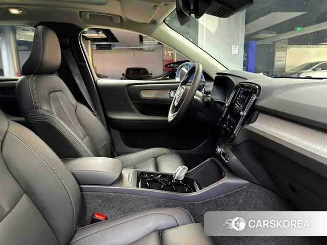Volvo XC40 id 4238243 из Китая 14