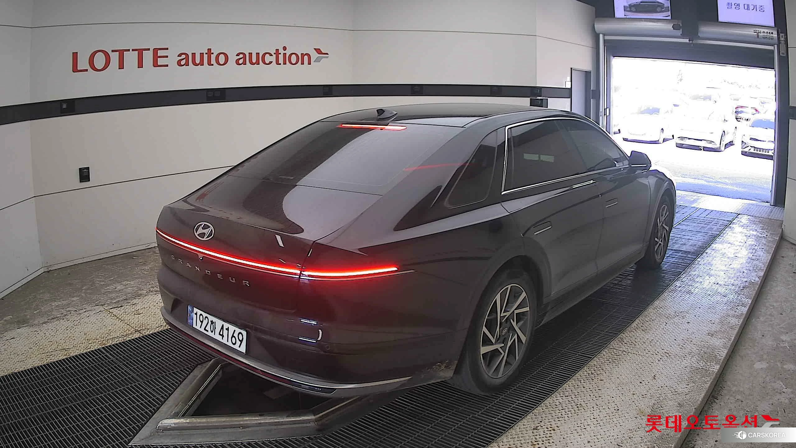 Hyundai Grandeur Hybrid id 4902542 из Кореи 30