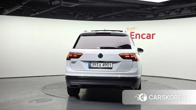 Volkswagen Tiguan Allspace id 3587544 из Кореи 14