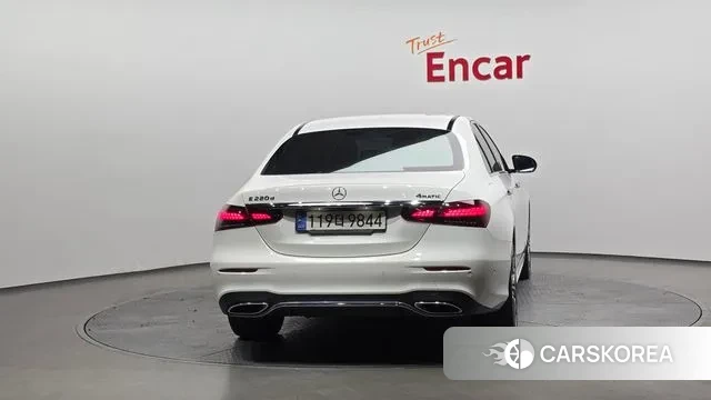 Mercedes-Benz E-Class W213 id 3752244 из Кореи 14