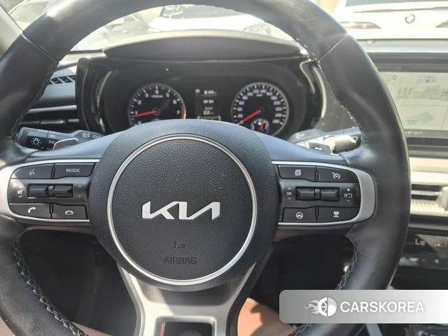 Kia K5 3rd generation 2022 Белый из Кореи, фото 4