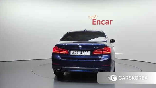 BMW 5 Series (G30) id 3368719 из Кореи 14