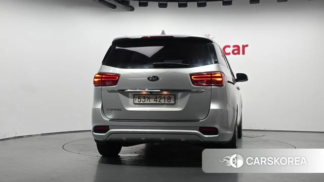 Kia The New Carnival id 4642837 из Кореи 24